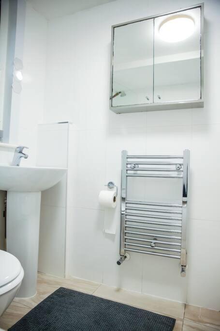 3 Bed Flat With Balcony Central London Exteriör bild