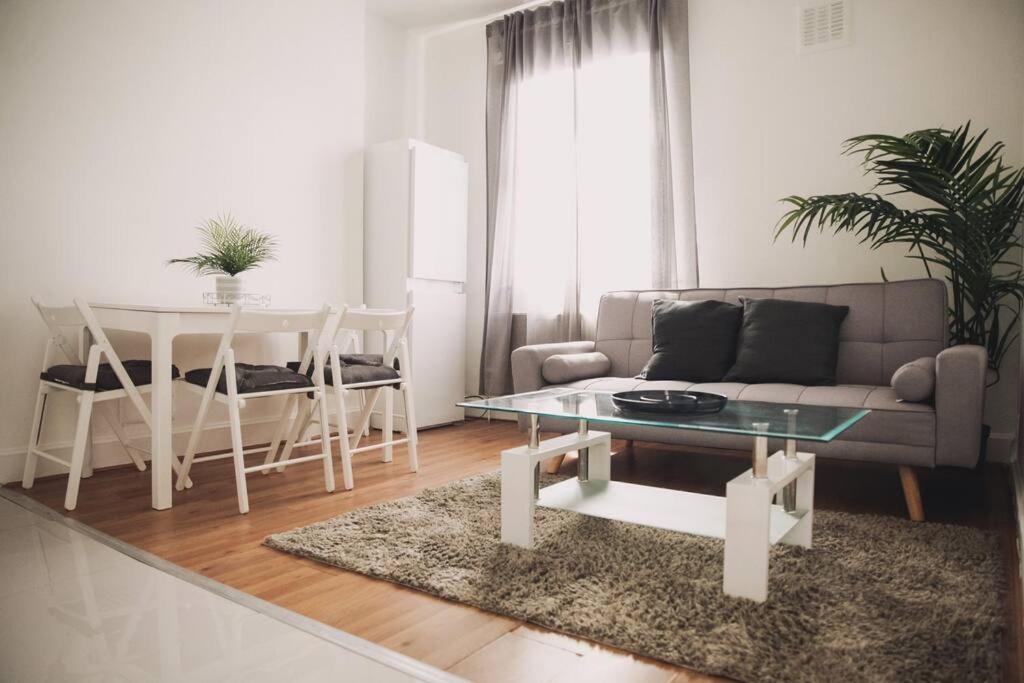 3 Bed Flat With Balcony Central London Exteriör bild